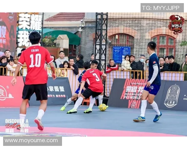 德阳足球帅哥的成长之路与梦想追逐展现青春活力与拼搏精神